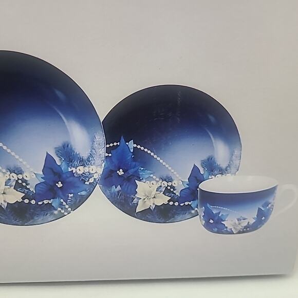 4pc Dinner Set Blue Floral Design; 10", 8" Plates 16oz Mug 7.5" Soup Bowl - Picture 3 of 4